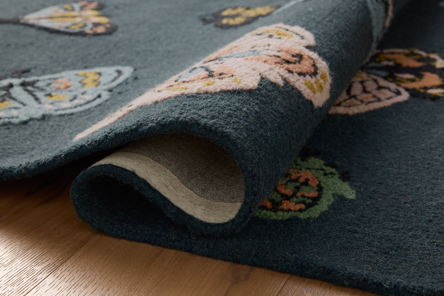 Tapis bleu sarcelle Highgrove de Rifle Paper Co. x Loloi