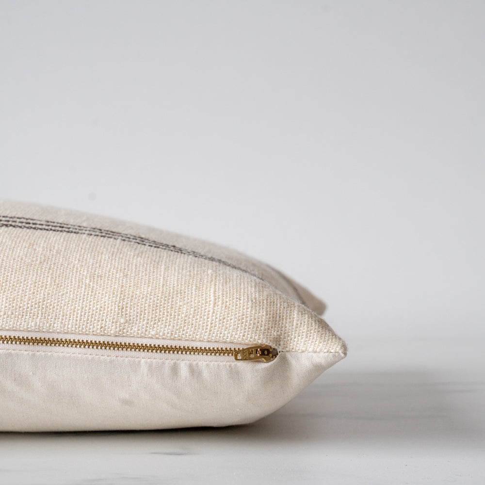 Housse de coussin Bhujodi crème