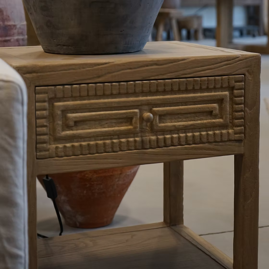 Table de chevet Esther en bois récupéré