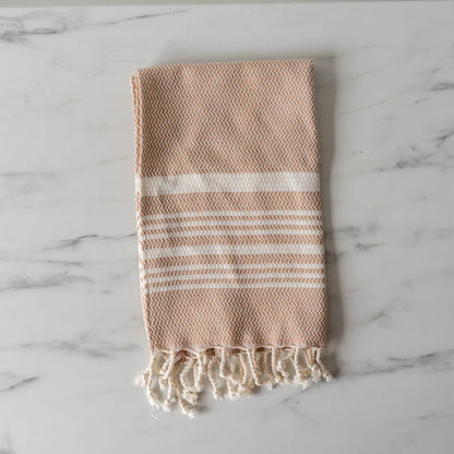 Serviette de toilette turque à rayures avec pompon