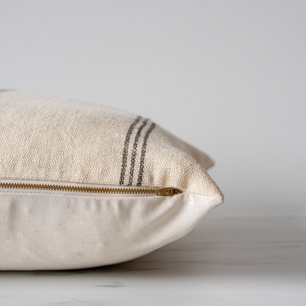 Housse de coussin Bhujodi crème